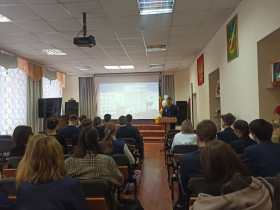 Ребятам выпускных классов рассказали о преимуществах обучения в образовательных организациях ФСИН России.
